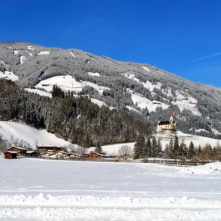 Maeuerl By Interhome Hart im Zillertal